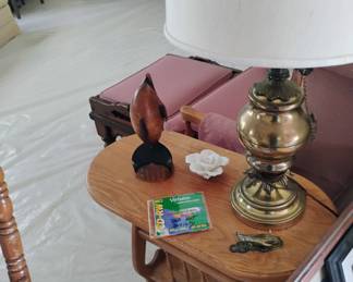 END TABLE AND ITEMS ON TOP
