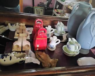 COLLECTIBLES