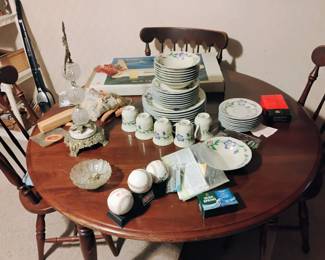 NICE DISH SET