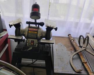 GRINDER
