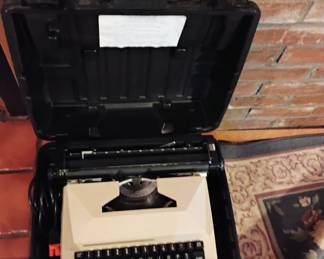 TYPEWRITER