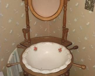 WASH BOWL STAND AND WASHBOWL