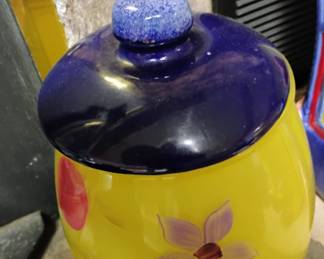 VINTAGE COOKIE JAR