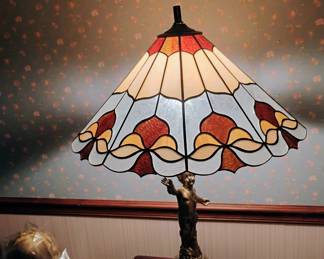 STAIN GLASS LAMP