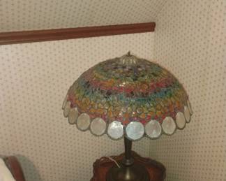 VINTAGE LEAD GLASS LAMP