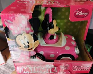 MINNIE CAR