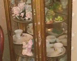BEAUTIFUL ANTIQUE CURIO CABINET VERY ORNATE