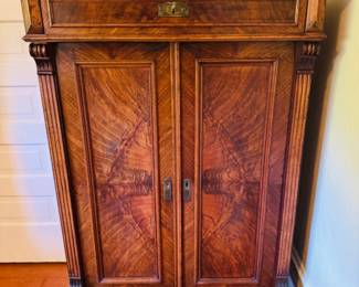 56 PetiteAntiqueBurlwoodWardrobewTopDrawerSingleDoor