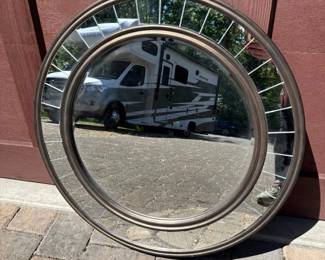 141 31RoundMirrorwBronzeToneWoodFrameBeveledGlass