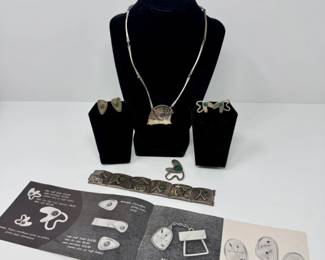 67 SignedMaryZuckerbrodMidCenturySterlingGreenOnyxJewelrySet