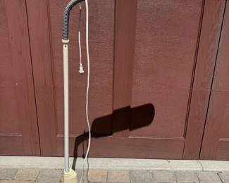 162 OttLiteAdjustableFloorLampwFlexibleGooseNeck