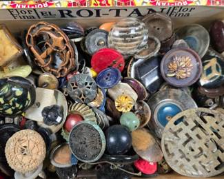 antique buttons