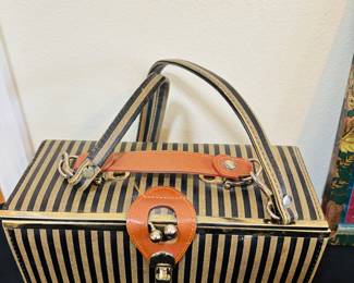 Some see a purse, I see luggage.