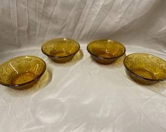 Tiara Berry Bowls