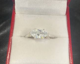 Sterling Ring w/Clear Stone