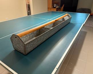 Galvanized steel feeder