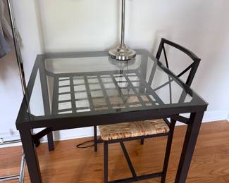 Small table, 2 chairs