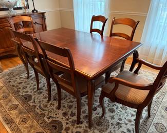 French Country Hickory Chair dining table; 6 chairs & 2 arm chairs