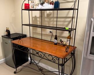bakers rack
