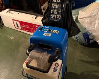 Rug Doctor steam cleaner