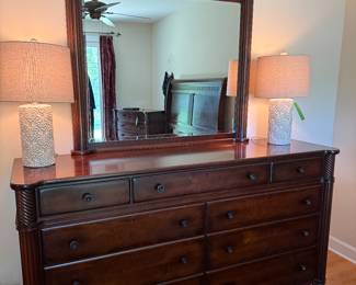 George Washington Mt Vernon 9 drawer mirrored dresser