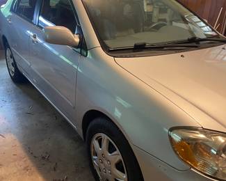2006 Toyota Corolla LE 175,781 miles 4cyl 1.8 ltr engine asking $3200