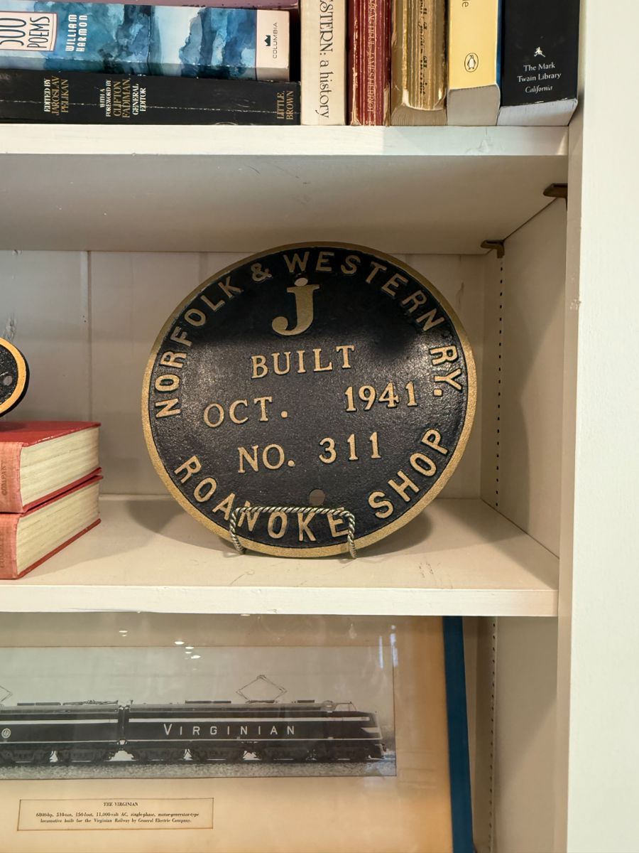 Norfolk and Western Roanoke Shop builder's plate