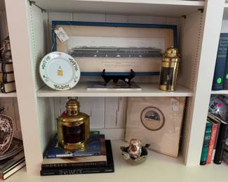 Marine lantern, train lantern