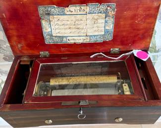 Interior view music box.