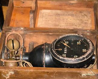 Vintage WWII Japanese Imperial Navy Wind Speed ANEMOMETER with original box.
