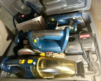 RYOBI7 piece cordless power tools. No battery, not tested.