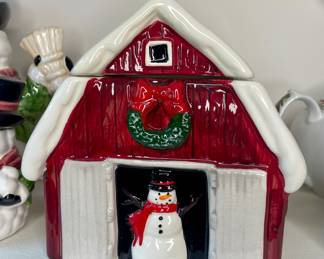 Pier One red barn cookie jar vtg