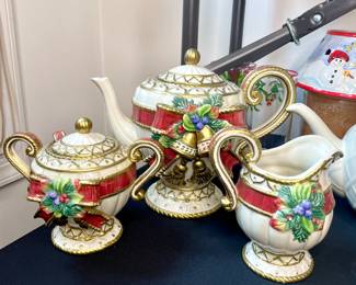Fitz & Floyd teapot set