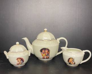 MJ Hummel teapot set vintage