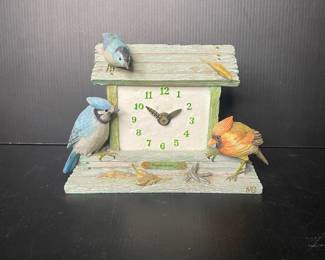 Birdhouse clock
