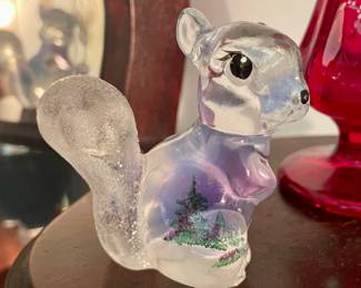 Fenton Winter Aura Opalescent Squirrel vtg