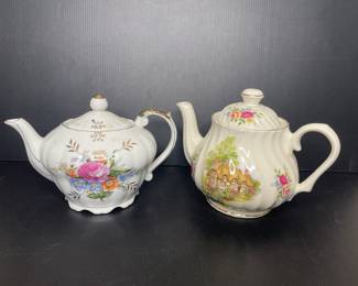Ceramic Teapot music box & Golden Crown teapot