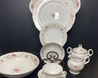 Style House fina china set Rose Baroque