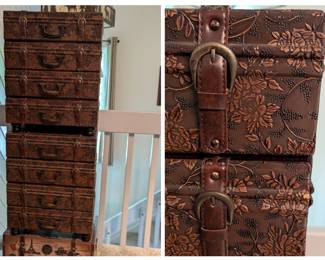 Leather-look 4-drawer cabinets, 2 each