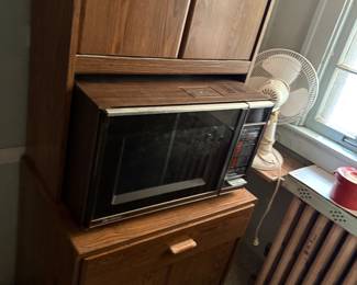Shelf unit $10