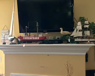 Flatscreen TV, collectible ships