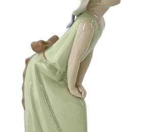 Lladro Porcelain ‘Curious Girl' Sculpture