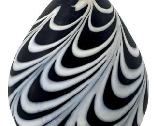 Black and White Feather Swirl Ceramic Art Vase