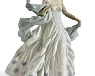 Lladro Porcelain ‘Summer Serenade' Sculpture