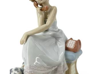 Lladro Porcelain ‘Chit-Chat' Sculpture