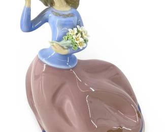 Lladro Porcelain ‘Spring Breeze' Sculpture