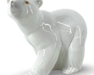 Lladro Porcelain ‘Attentive Polar Bear' Sculpture