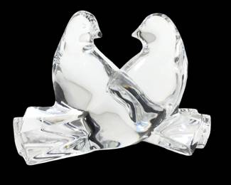 Beautiful Baccarat Loving Doves Crystal Figurine