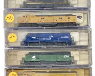 5pc Life-Like N-Scale Locomotive Set