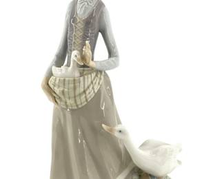 Lladro Porcelain Girl with Goose Sculpture